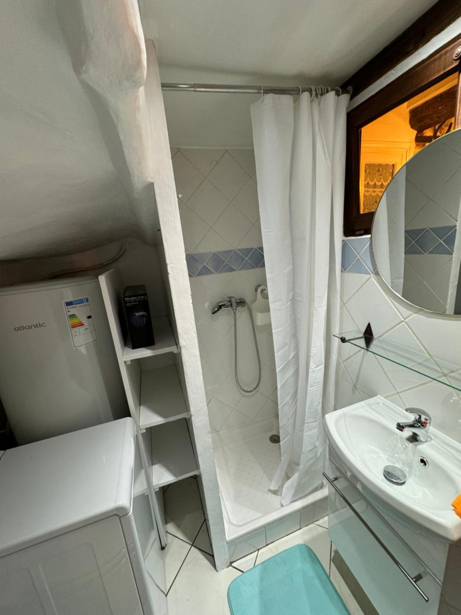 Chez Kay Apartment รอกเกอบรูน-ซูร์-อาร์ฌ็องส์ ภายนอก รูปภาพ